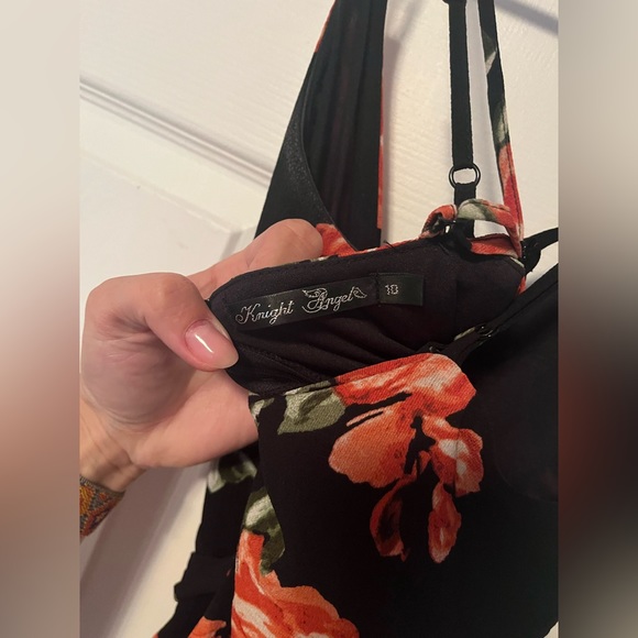 Floral Jumpsuit - Picture 5 of 5